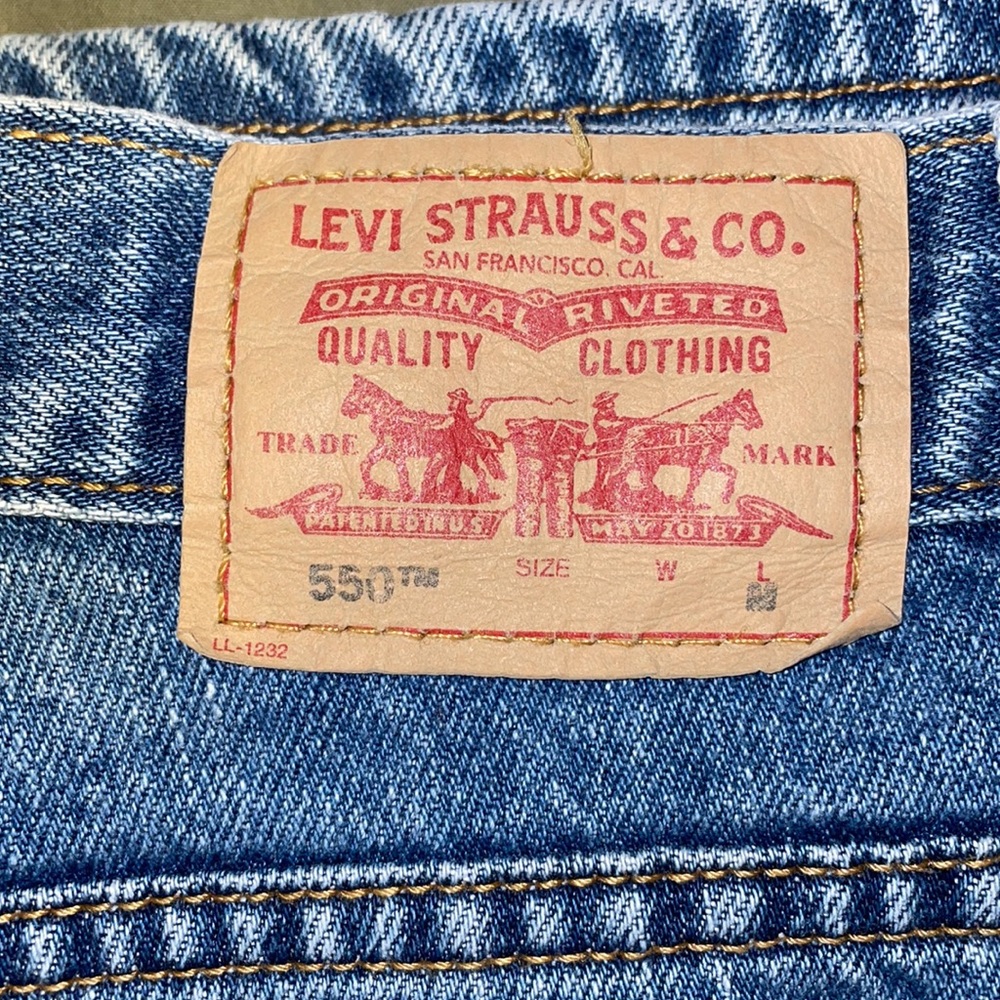 Vintage Levi’s 550 - Picture 2 of 8